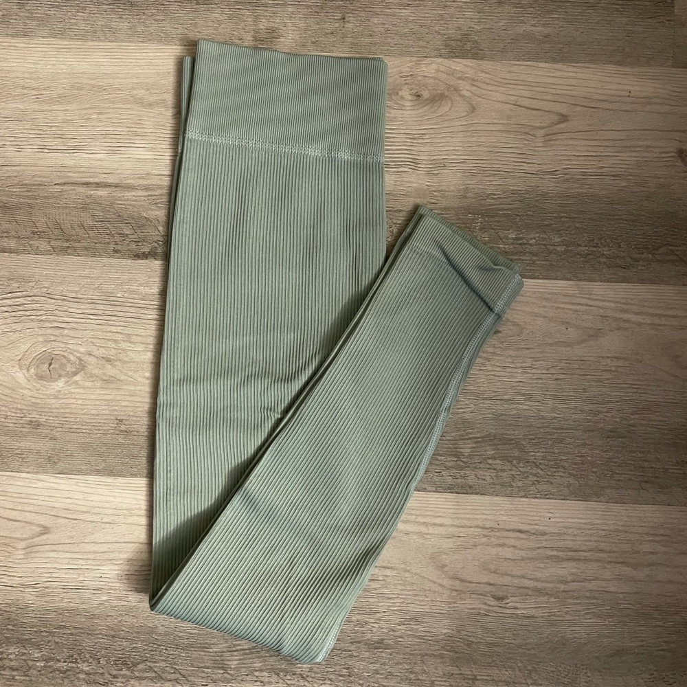 Storm- butt lifting evolve legging